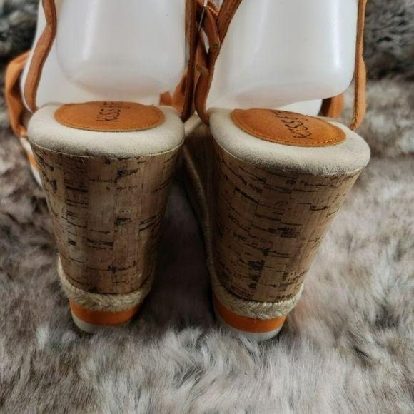 Kiss and Tell Orange Bow Wedge Sandals - Picture 6 of 8